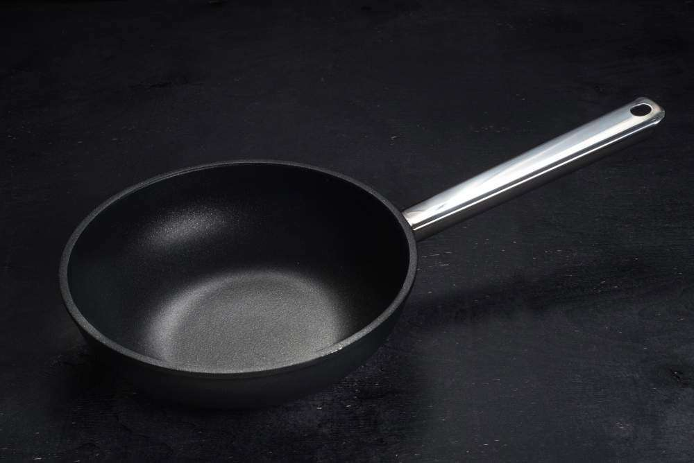Сковорідка (індукція) АМТ Sauteuse 24 см, h-6 см
