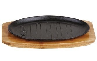 Сковорідка чавунна з дерев'яною дошкою, овал. рифльонна 27,5*14,5см