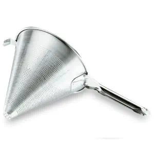 Друшляк металевий d 24 cm